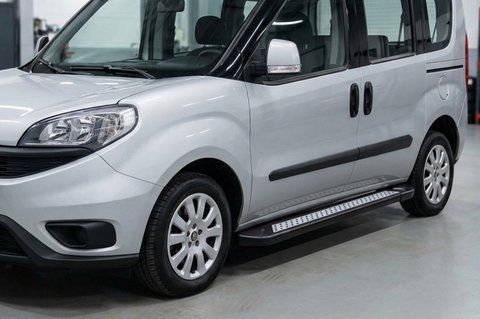 Бокові пороги New Vision Black (2 шт., алюміній) Максі база для Opel Combo 2012-2018 рр 73445 фото