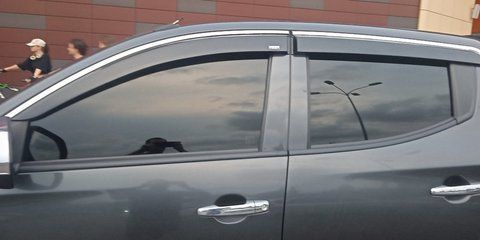 Вітровики з хромованим молдингом (4 шт, Niken) для Fiat Fullback 2016- рр 118476 фото