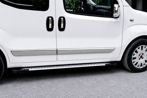 Бокові пороги Allmond Grey (2 шт., алюм.) Максі база для Opel Combo 2012-2018 рр 29045 фото