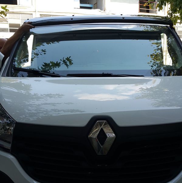 Козирьок на лобове скло (чорний глянець, 5мм) для Renault Trafic 2001-2015 рр 6818 фото