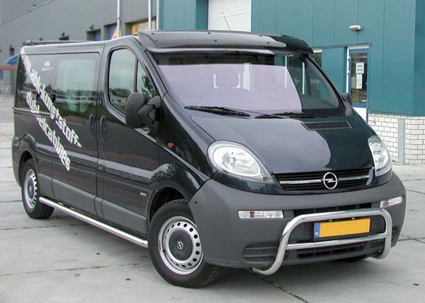 Козирьок на лобове скло (чорний глянець, 5мм) для Renault Trafic 2001-2015 рр 6818 фото