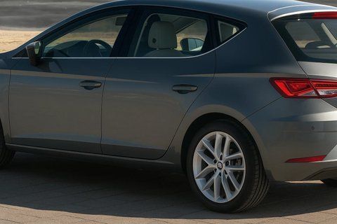 Молдинг бічних стекол (5 дверний, 8 шт, нерж) для Seat Leon 2013-2020 рр 14054 фото
